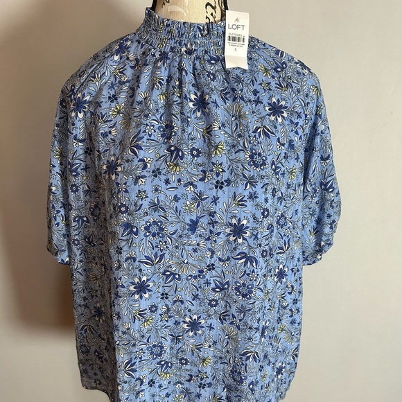 LOFT Bubble Sleeve Blue Top . Small. - Picture 1 of 8